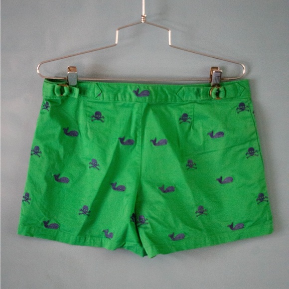 Embroidered shorts - Picture 2 of 4